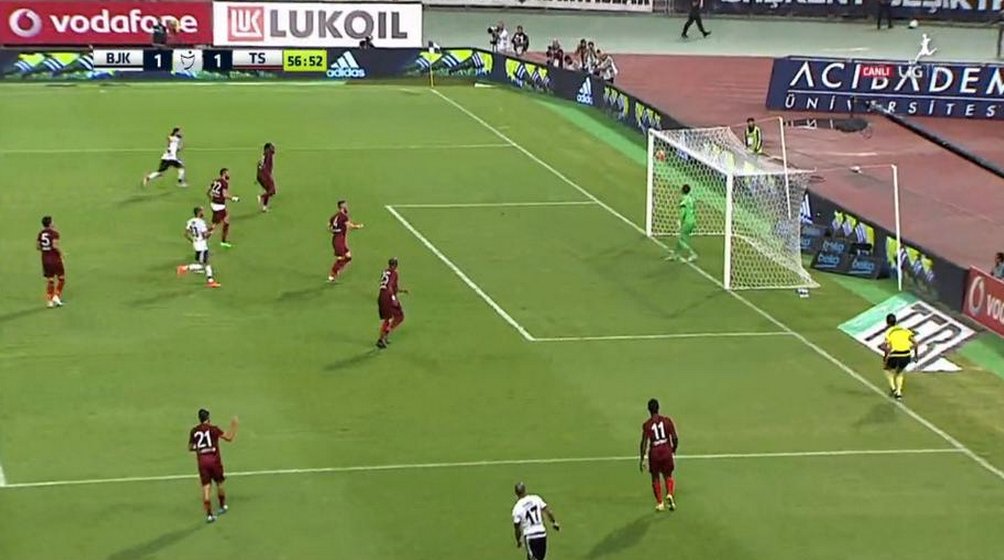 Quaresma önce gol attı sonra oyundan atıldı