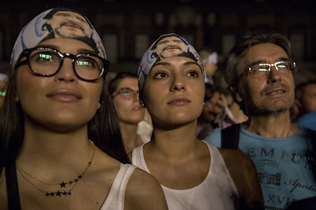 Maradona Napoli'nin fahri vatandaşı oldu