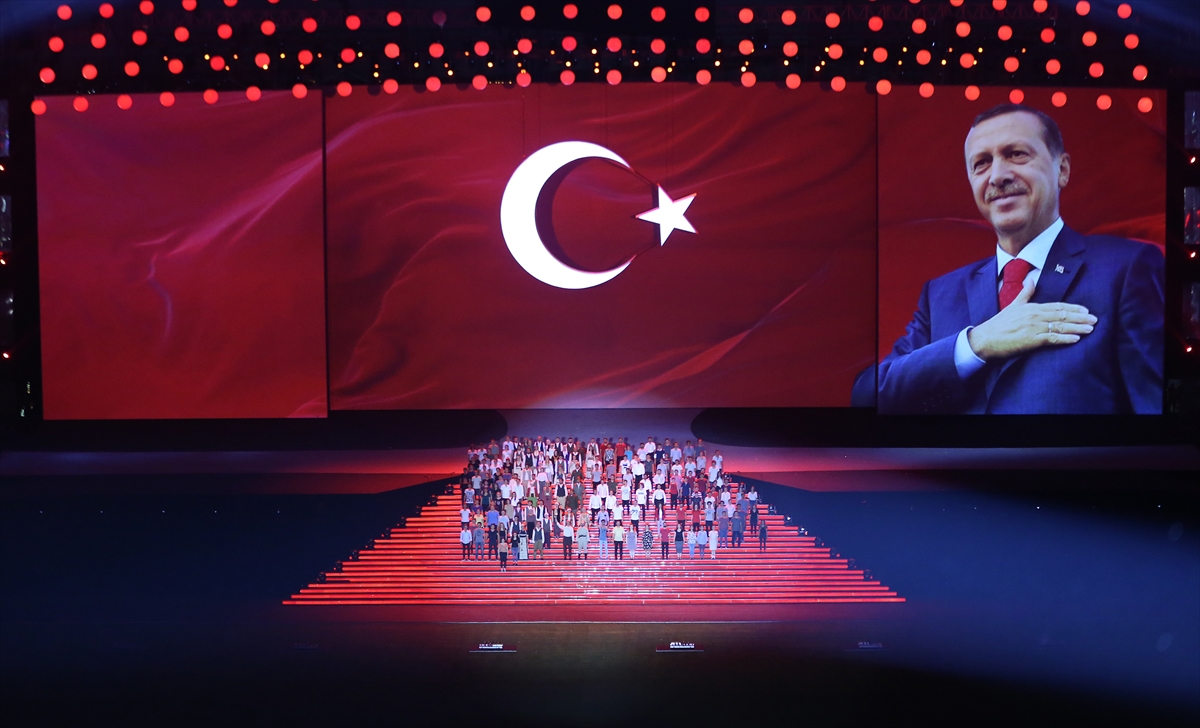 İşitme Engelliler Olimpiyat Oyuncuları'nda müthiş açılış