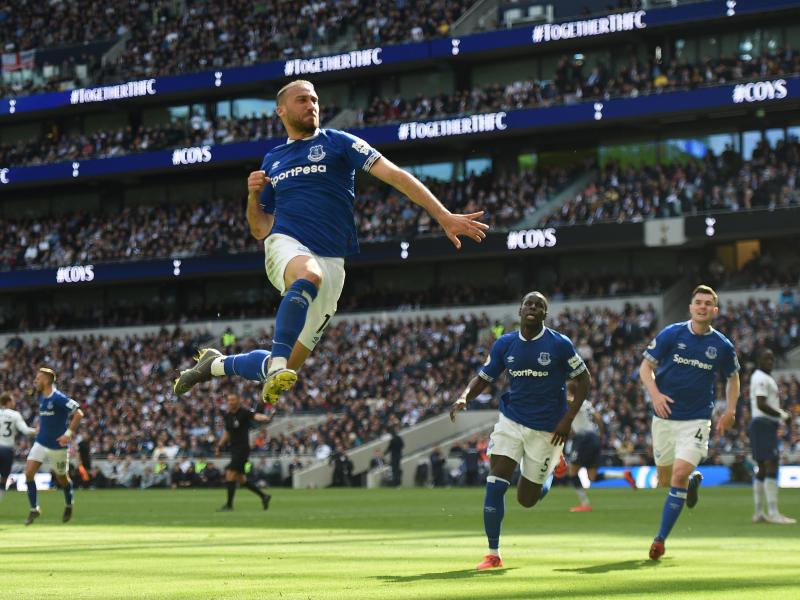 r Cenk Tosun'a İtalya'dan teklif var