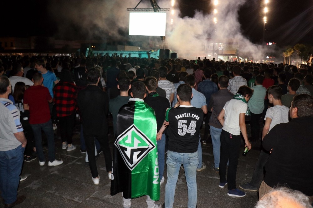 i Sakarya'da final coşkusu