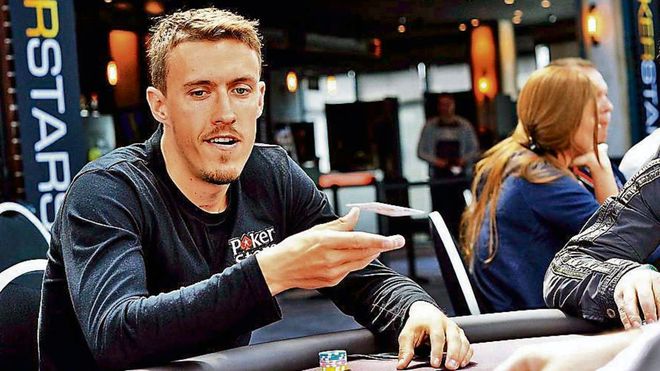 Max Kruse'un poker sevgisi