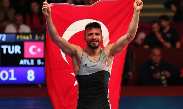 Soner Demirtaş'tan Avrupa'da gümüş madalya