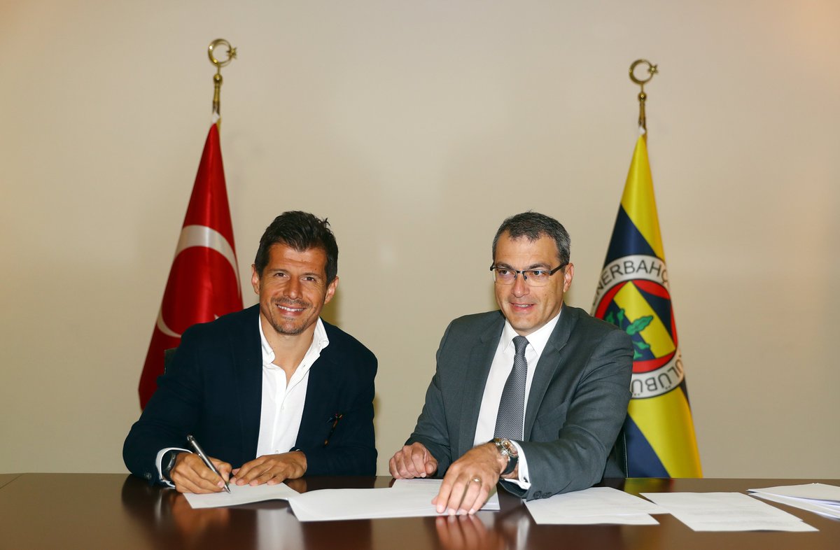 Emre Belözoğlu Fenerbahçe'ye döndü