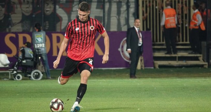 İstanbul ekipleri Mert Çetin için devrede