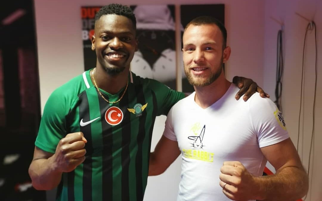 Beşiktaşlı Mirin Akhisarspor forması giydi