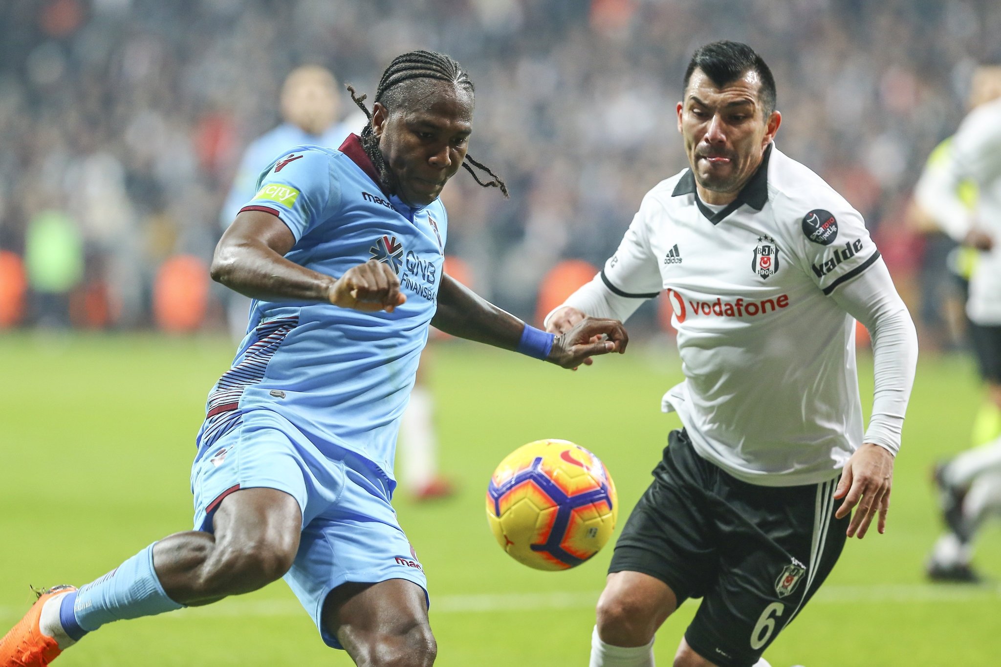 a Medel'e Fiorentina talip oldu