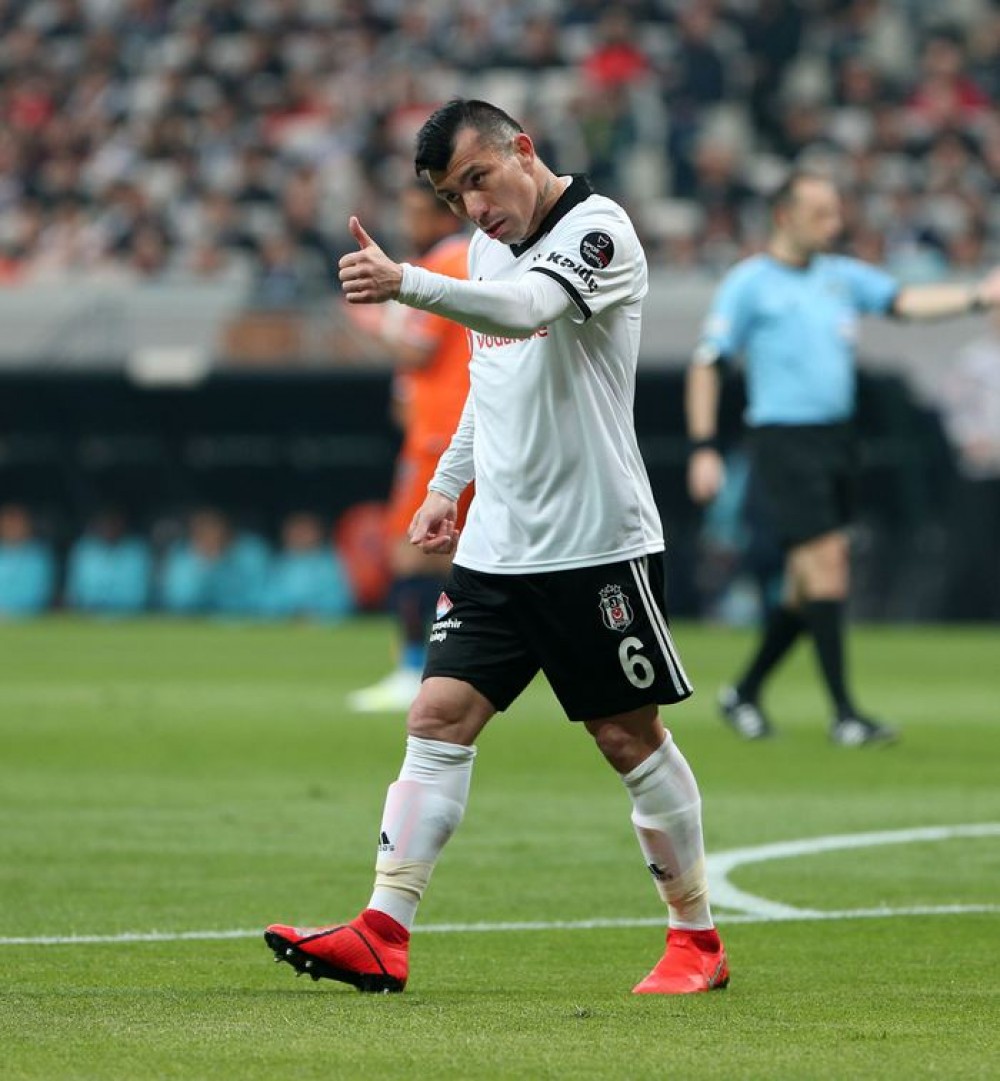 a Medel'e Fiorentina talip oldu