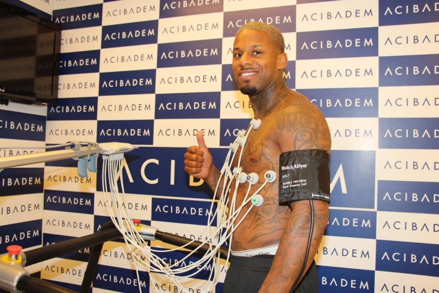 Beşiktaş'ta Lens fazla kilolarıyla dikkat çekti