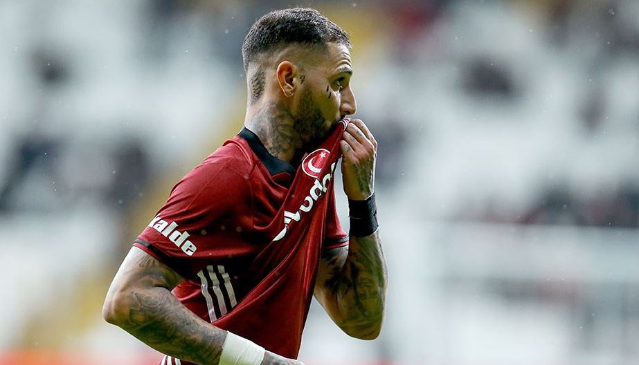 Quaresma Beşiktaş'ta kalıyor