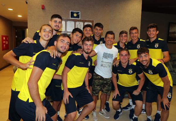 Fenerbahçe'de Emre Belözoğlu kampa katıldı