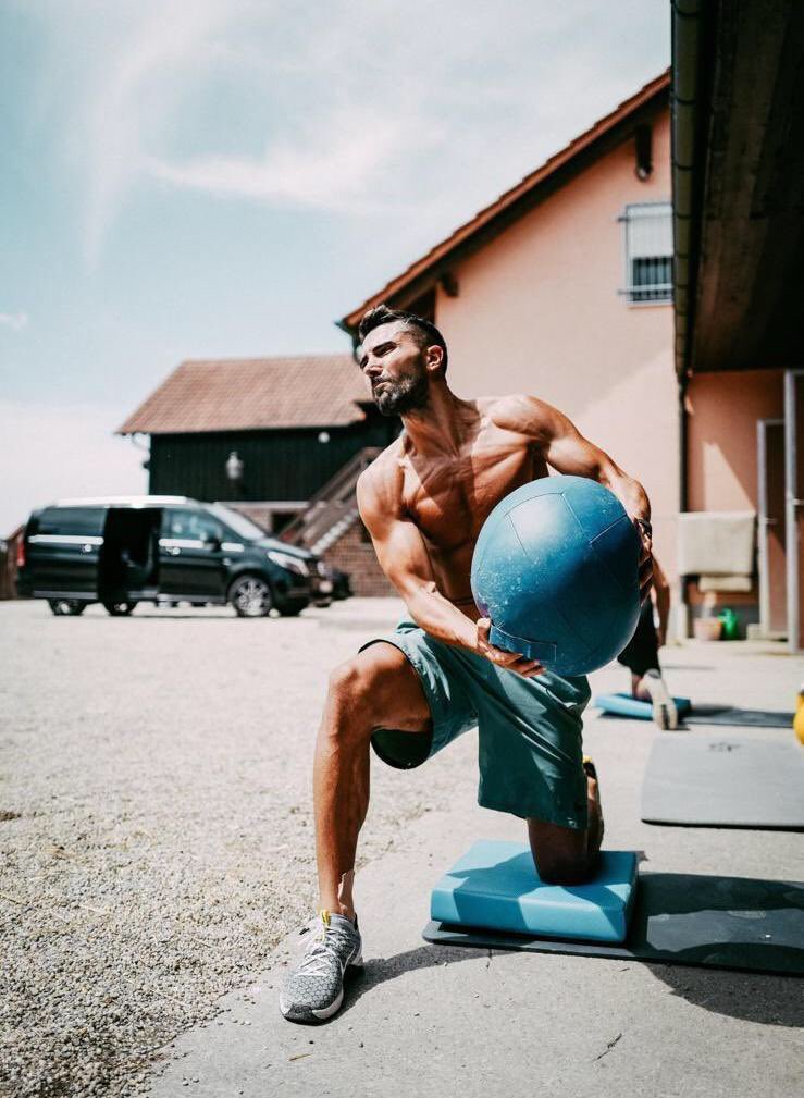 Hasan Ali idmanlara devam ediyor