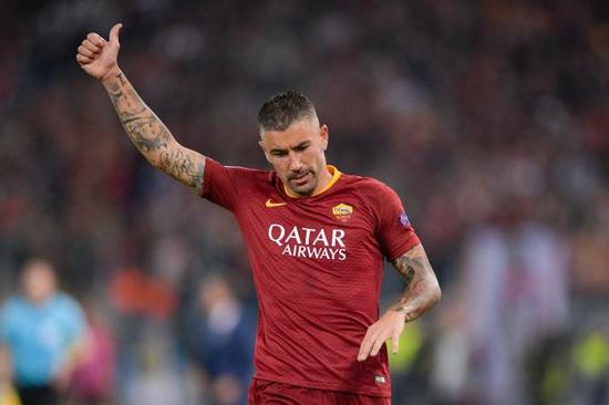 Kolarov ve Kjaer'de son durum