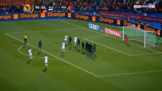 Mahrez'in frikik golüyle Cezayir finale çıktı