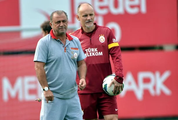 Taffarel, Galatasaray'dan ayrılıyor