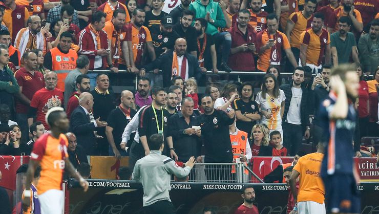 a Fatih Terim'in 3 maçlık cezası onandı