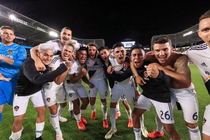 Ibrahimovic 3 gol attı