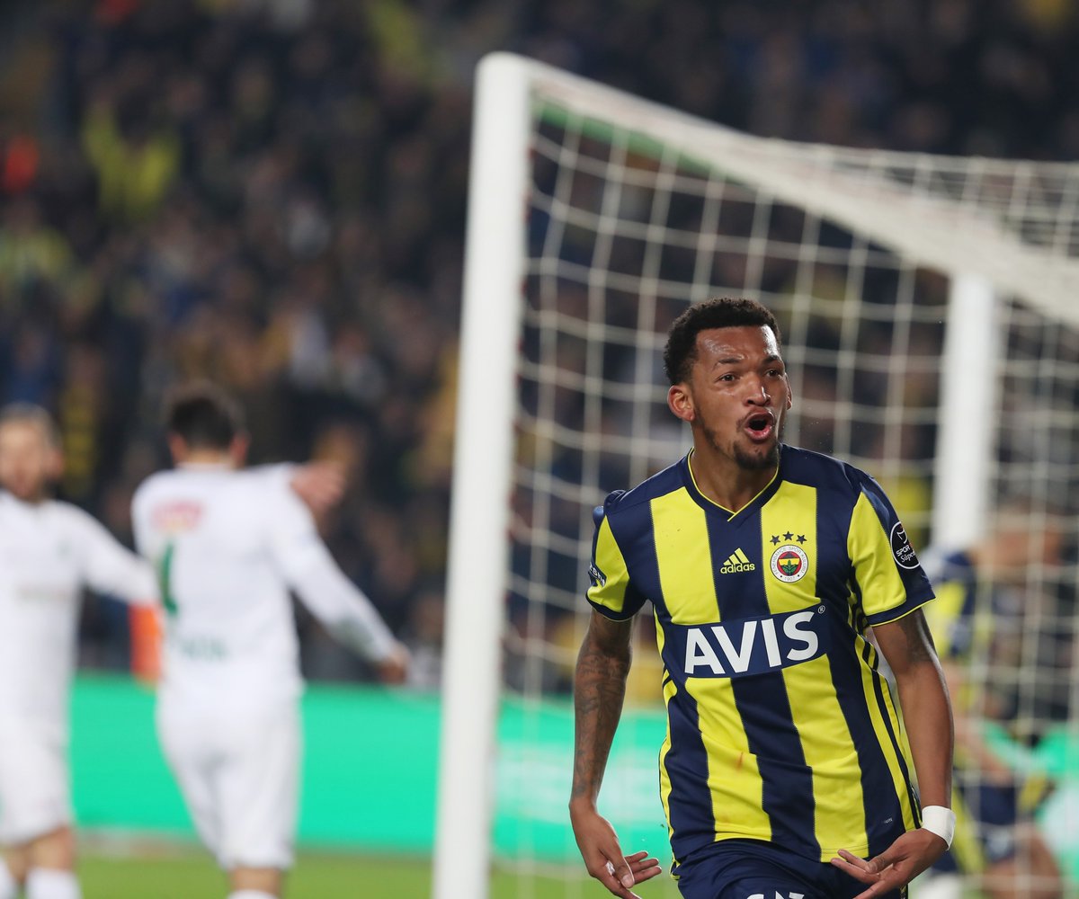 a Jailson'a Çin'den teklif