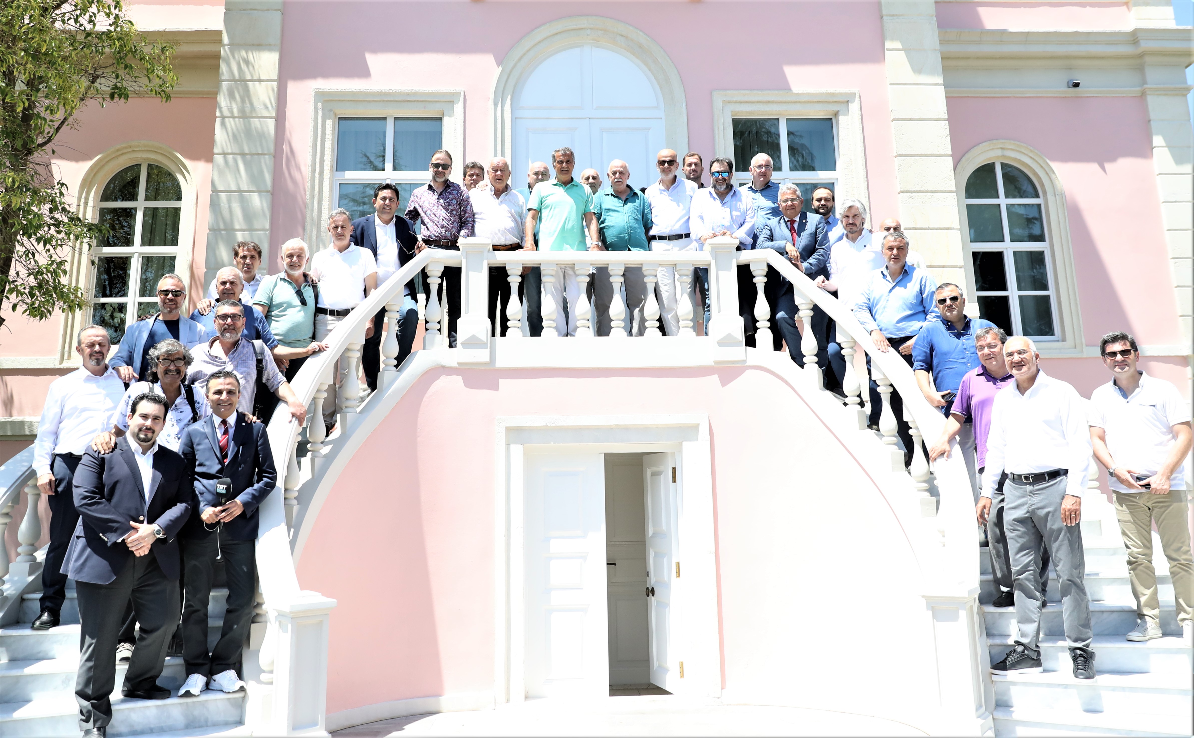 Şenol Güneş: Devlet yoksa para da yok