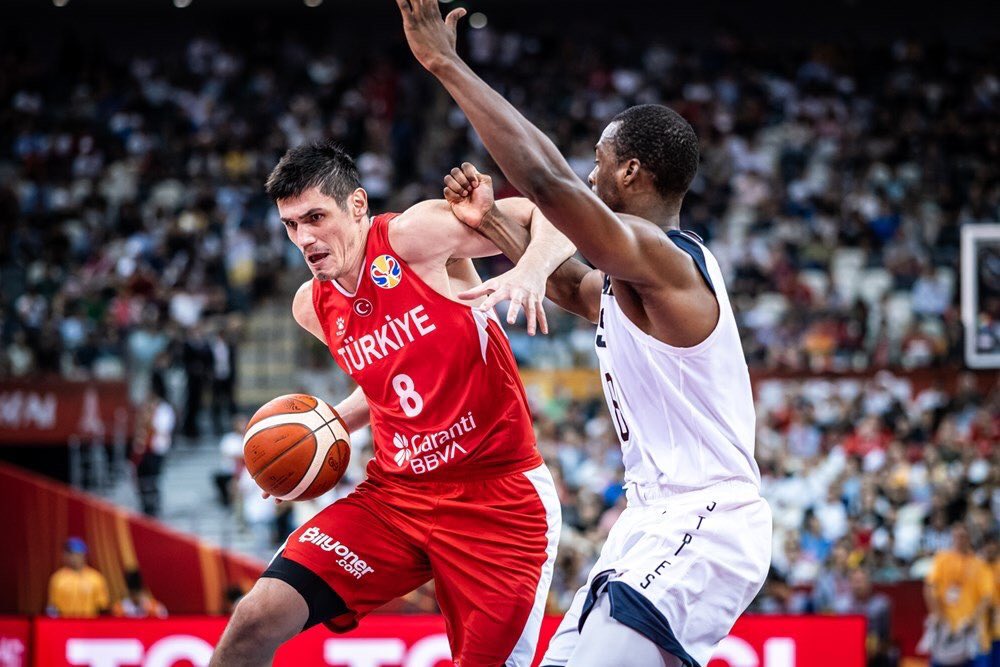 12 Dev Adam, ABD'ye uzatmalarda kaybetti