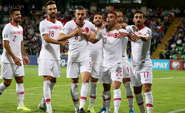 Millilerimiz Moldova karşısında şov yaptı