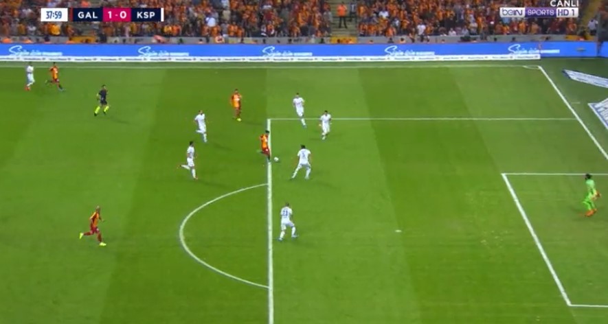 Falcao ilk maçında gol attı