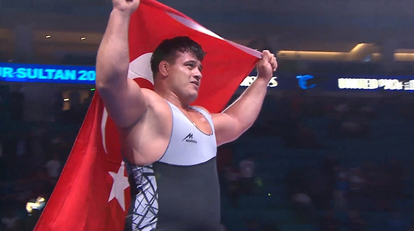 i Rıza Kayaalp: Hedefim Olimpiyat Şampiyonluğu