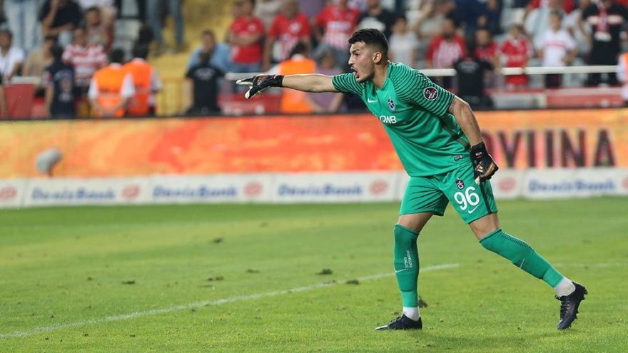 Trabzonspor Uğurcan Çakır'ın sözleşmesini uzattı