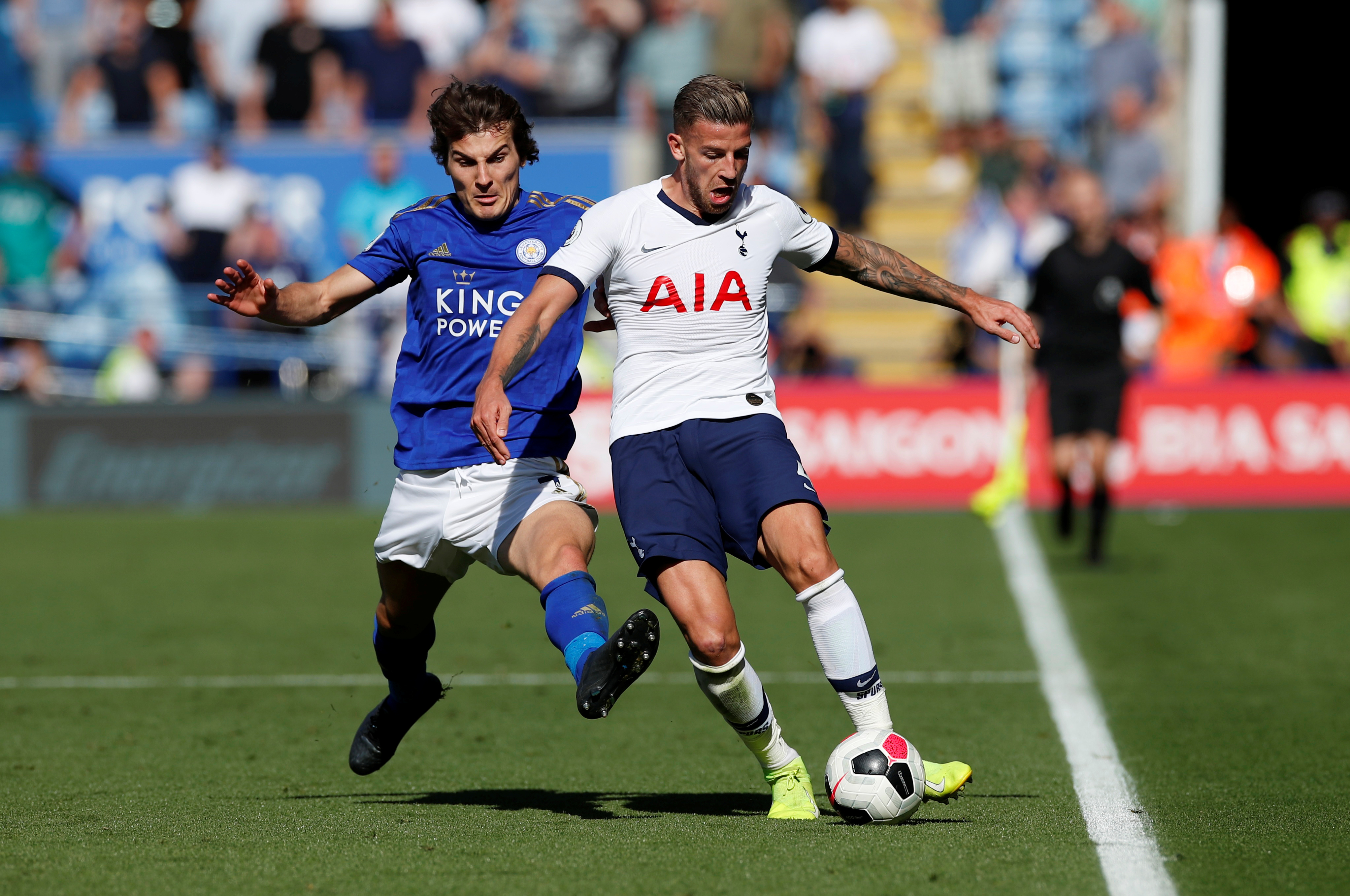 r Çağlar Söyüncü, çalımıyla forvete takla attırdı