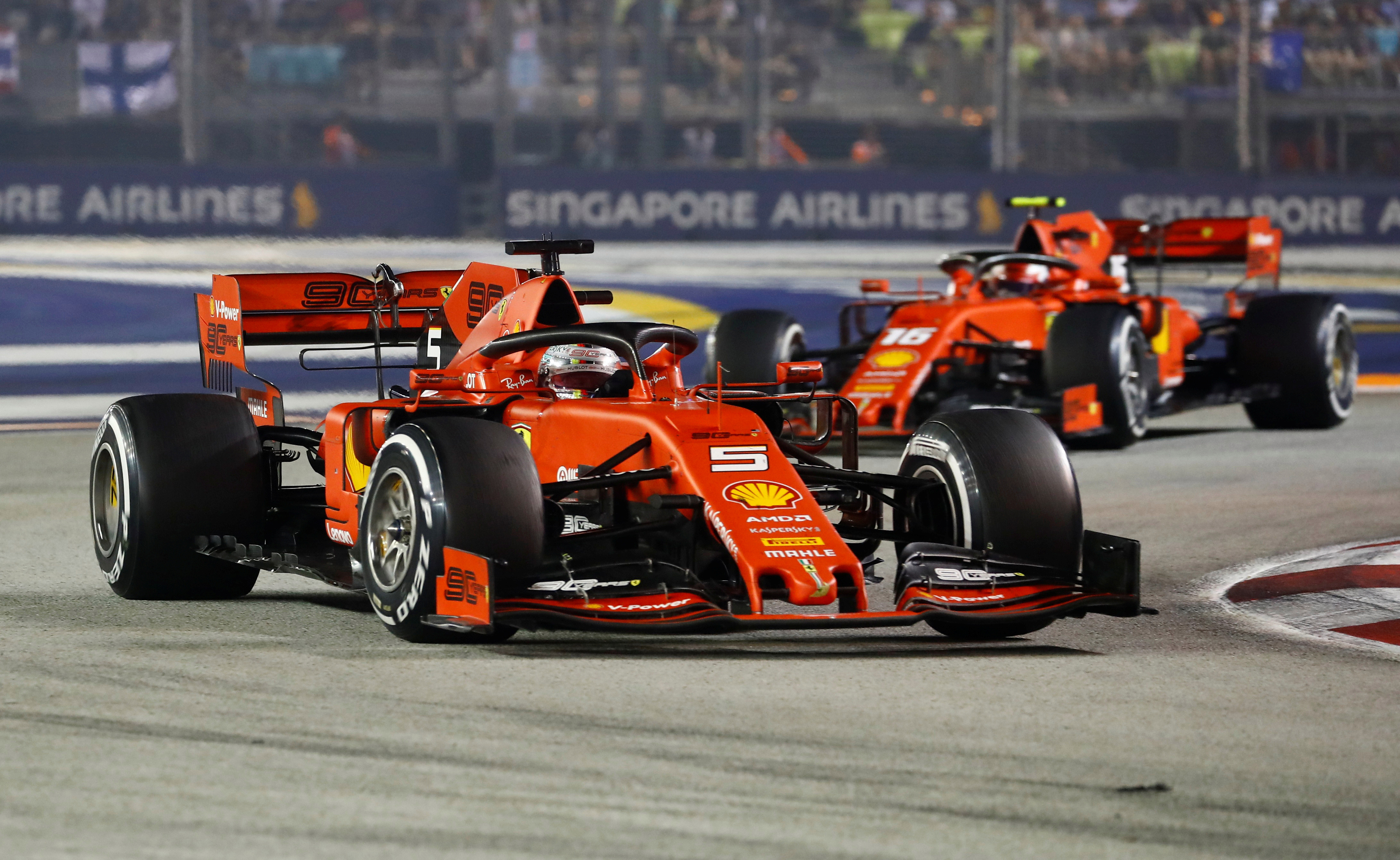 Singapur'da şampiyonluk Sebastian Vettel'in
