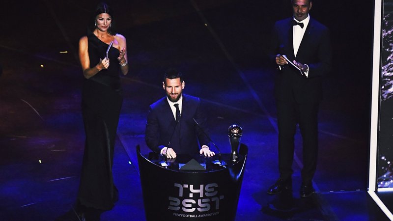 Messi 6. kez en iyi futbolcu