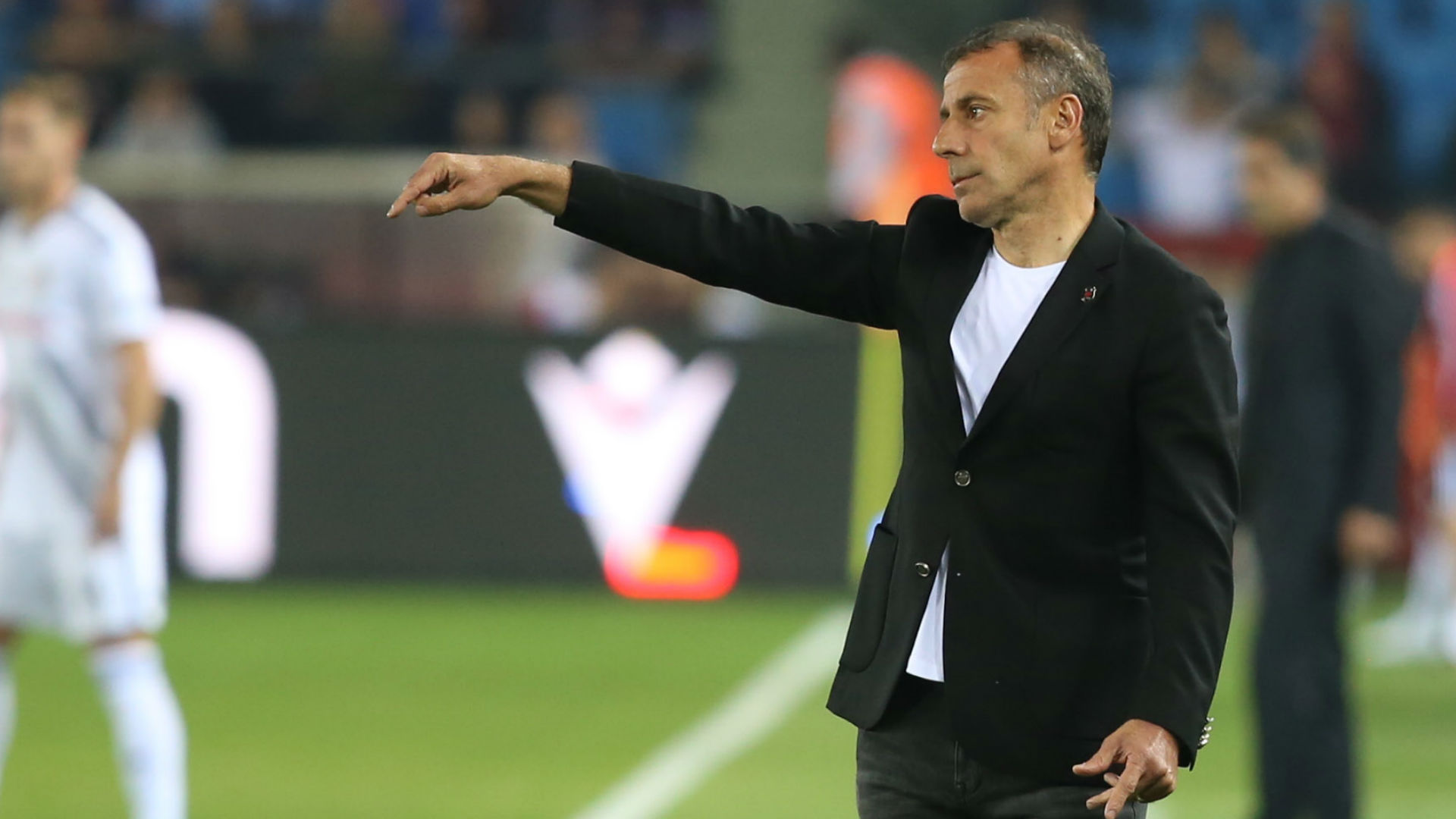 Beşiktaş Park’ta Abdullah Avcı istifa sesleri