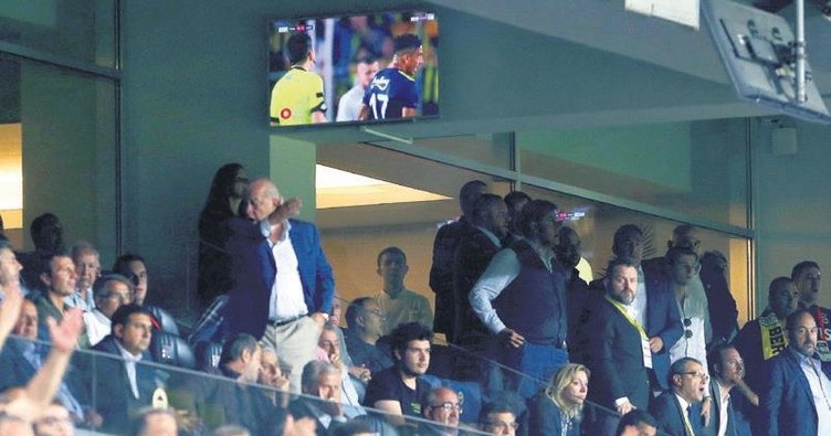 Selim Soydan'ın penaltıya tepkisi tartışma yarattı