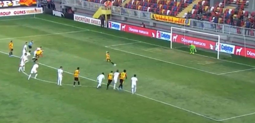 Serdar Gürler'den tarihe geçen penaltı