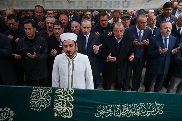 a G.Saray, Şükrü Hanedar'ı acı gününde yalnız bırakmadı