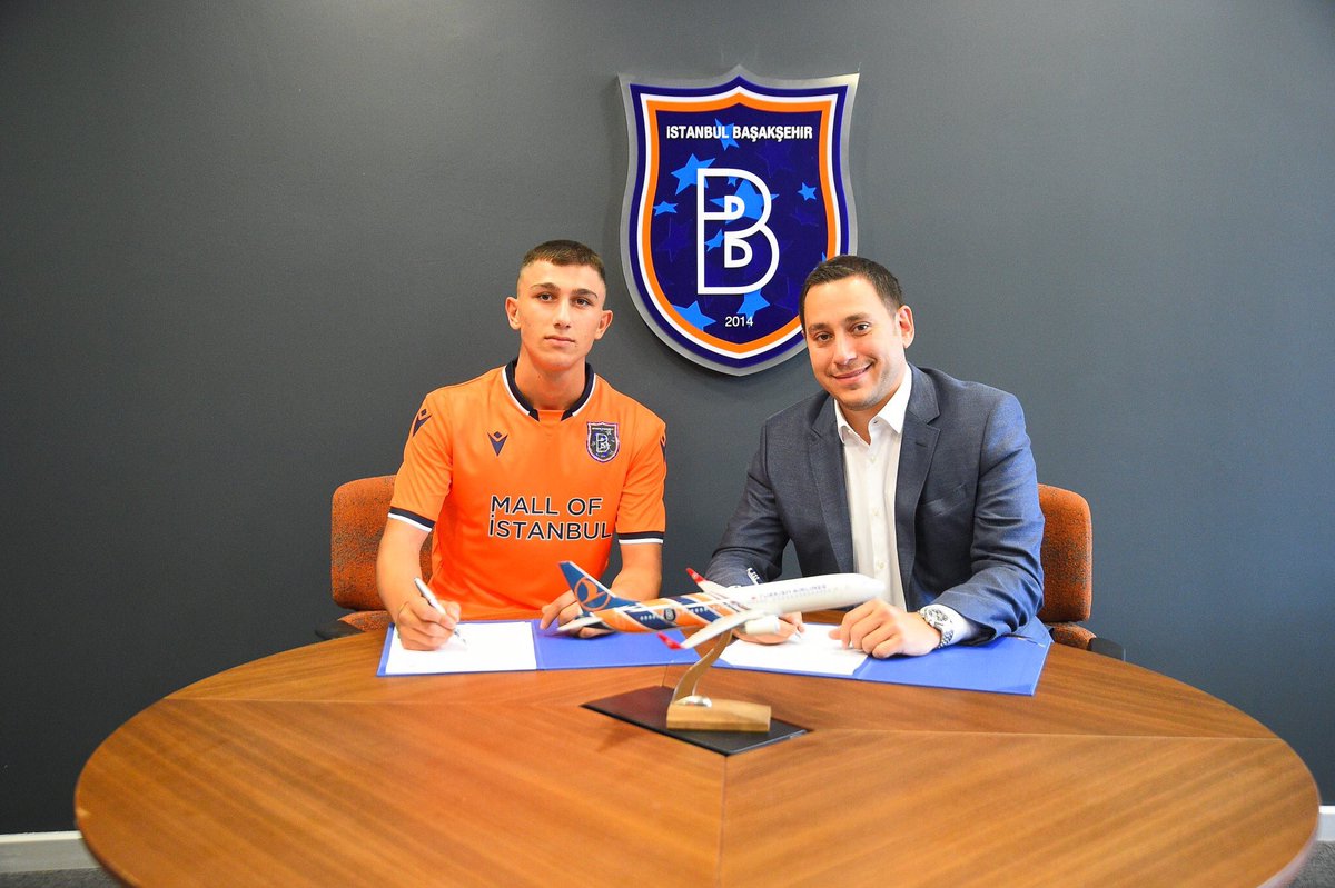 En iyi genç yetenekler listesine 2 Türk futbolcu girdi