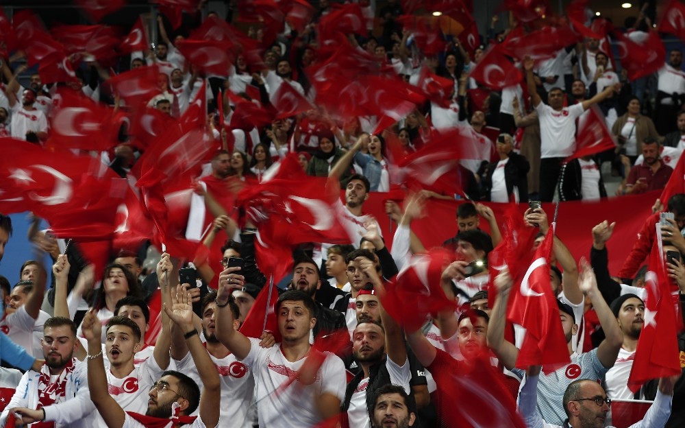 Şenol Güneş: Milletimize umut verdik