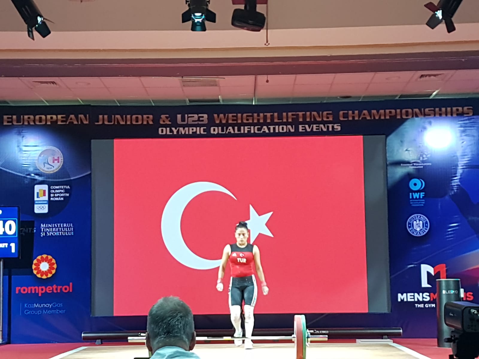 Genç halterci Gamze Karakol Avrupa şampiyonu