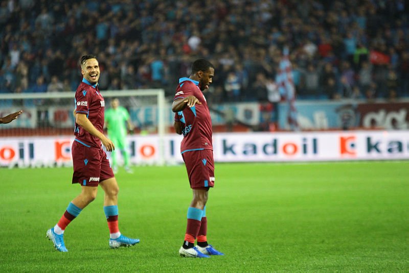 İngiliz taraftarlar Sturridge'i özlüyor