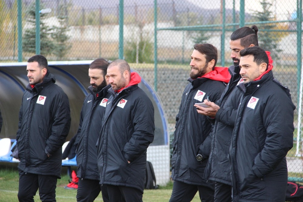 i Volkan Demirel'in hedefi teknik direktör olmak