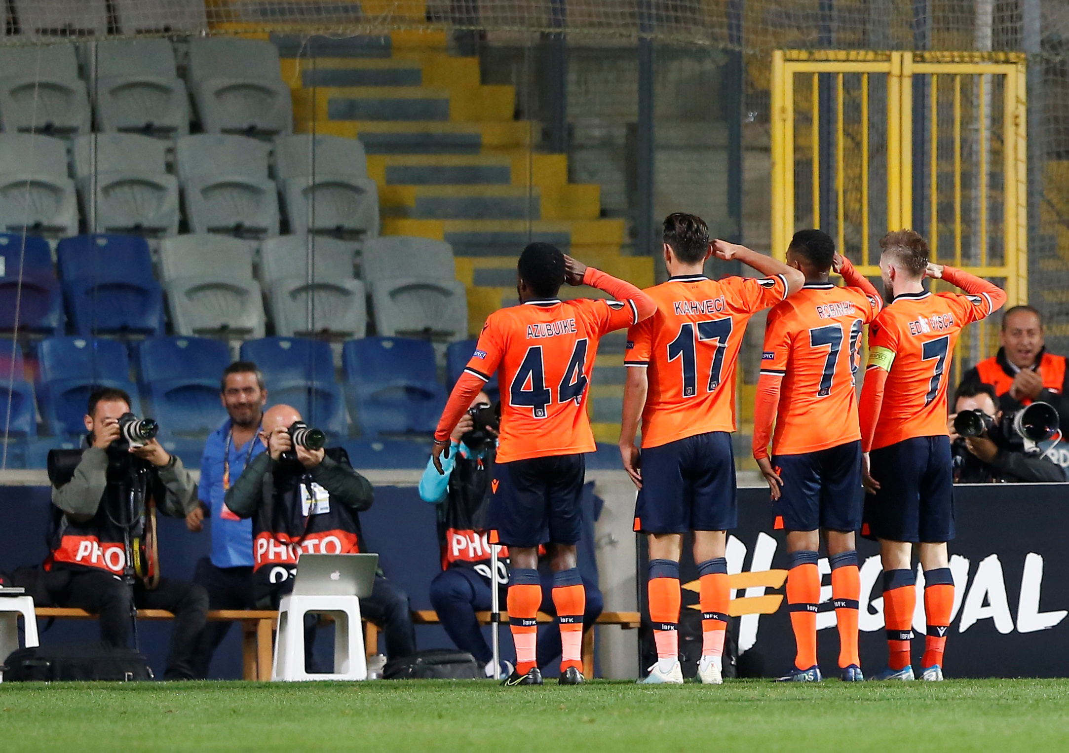 r Başakşehir Wolfsberger'i devirdi