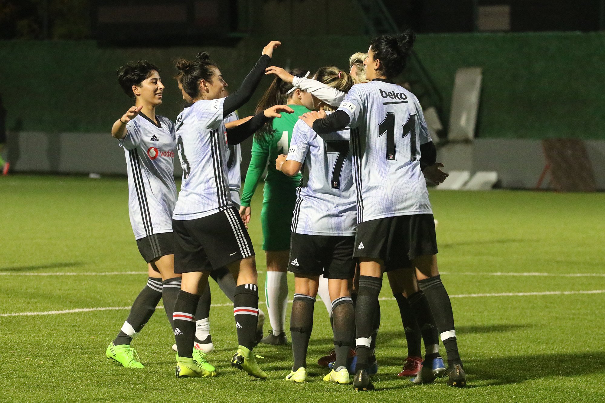 Beşiktaş Kadın Futbol Takımı'nda tiki-taka futbolu