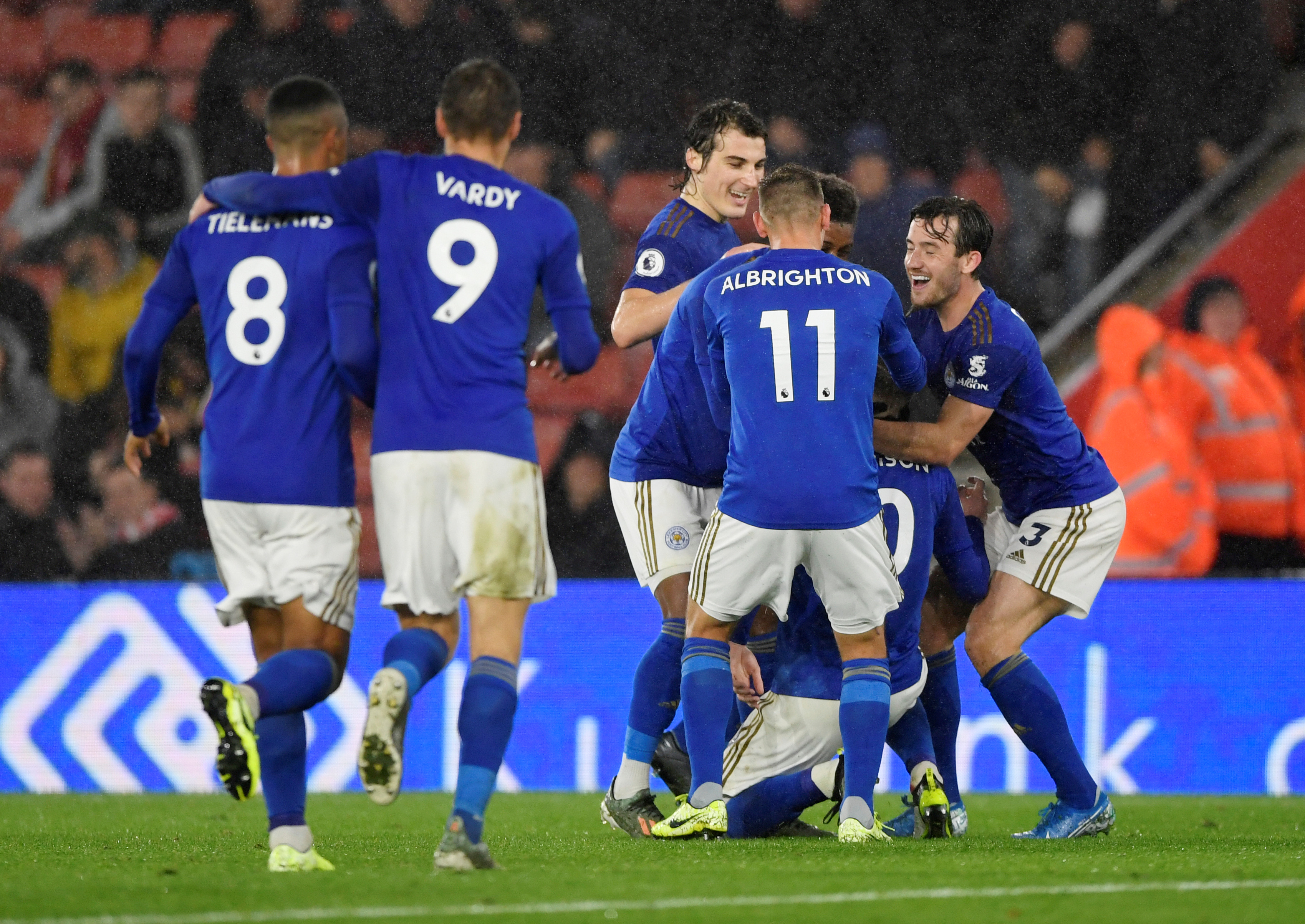 Leicester, Southampton'a 9 attı
