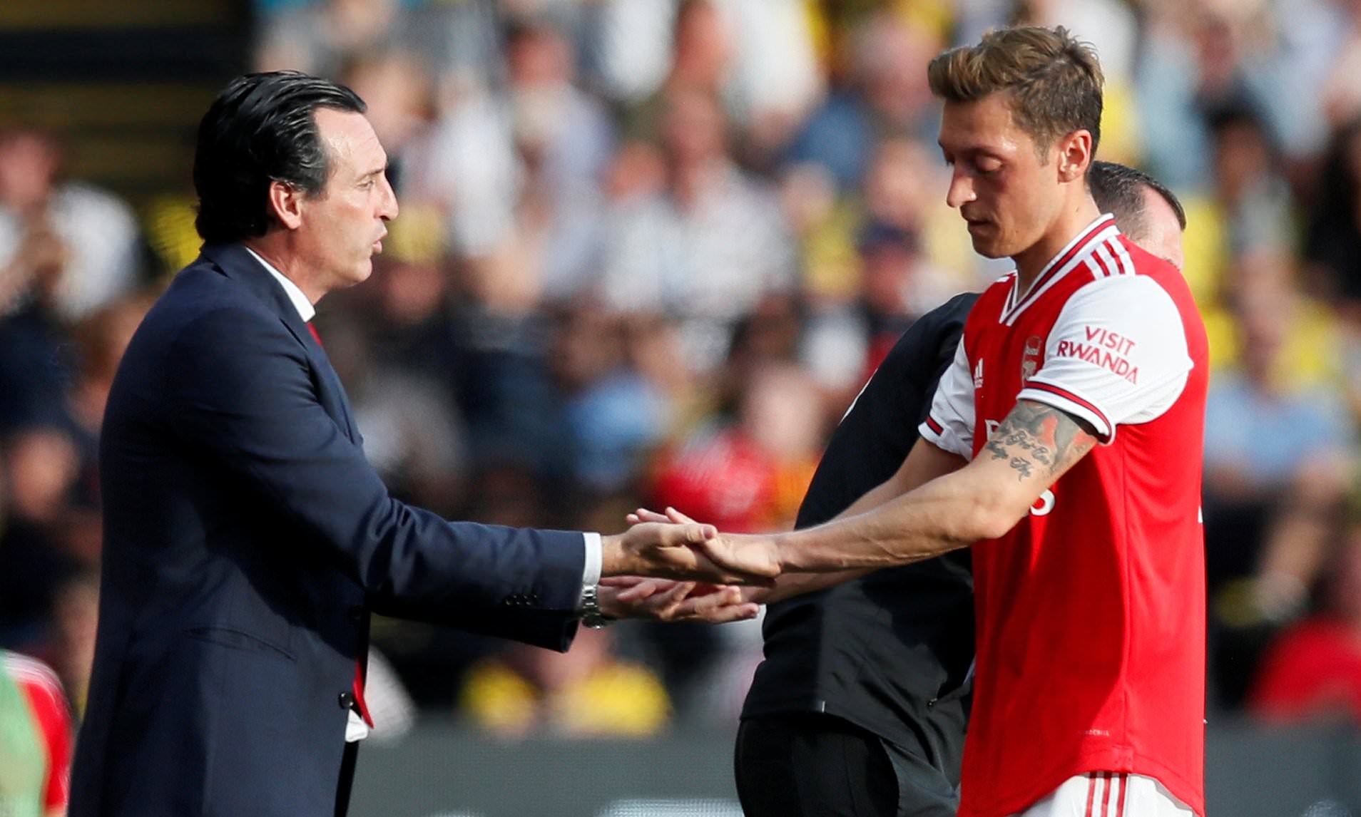 a Emery: Mesut'un kadro dışı kalması ortak kararımız