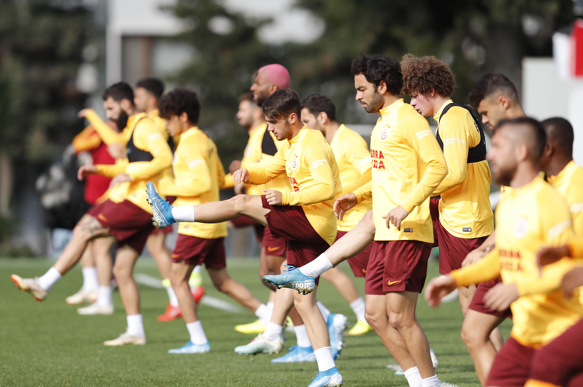 Falcao yine takımdan ayrı çalıştı