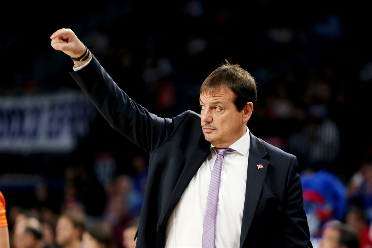 a Anadolu Efes Avrupa Ligi'nde Kızılyıldız'ı yendi