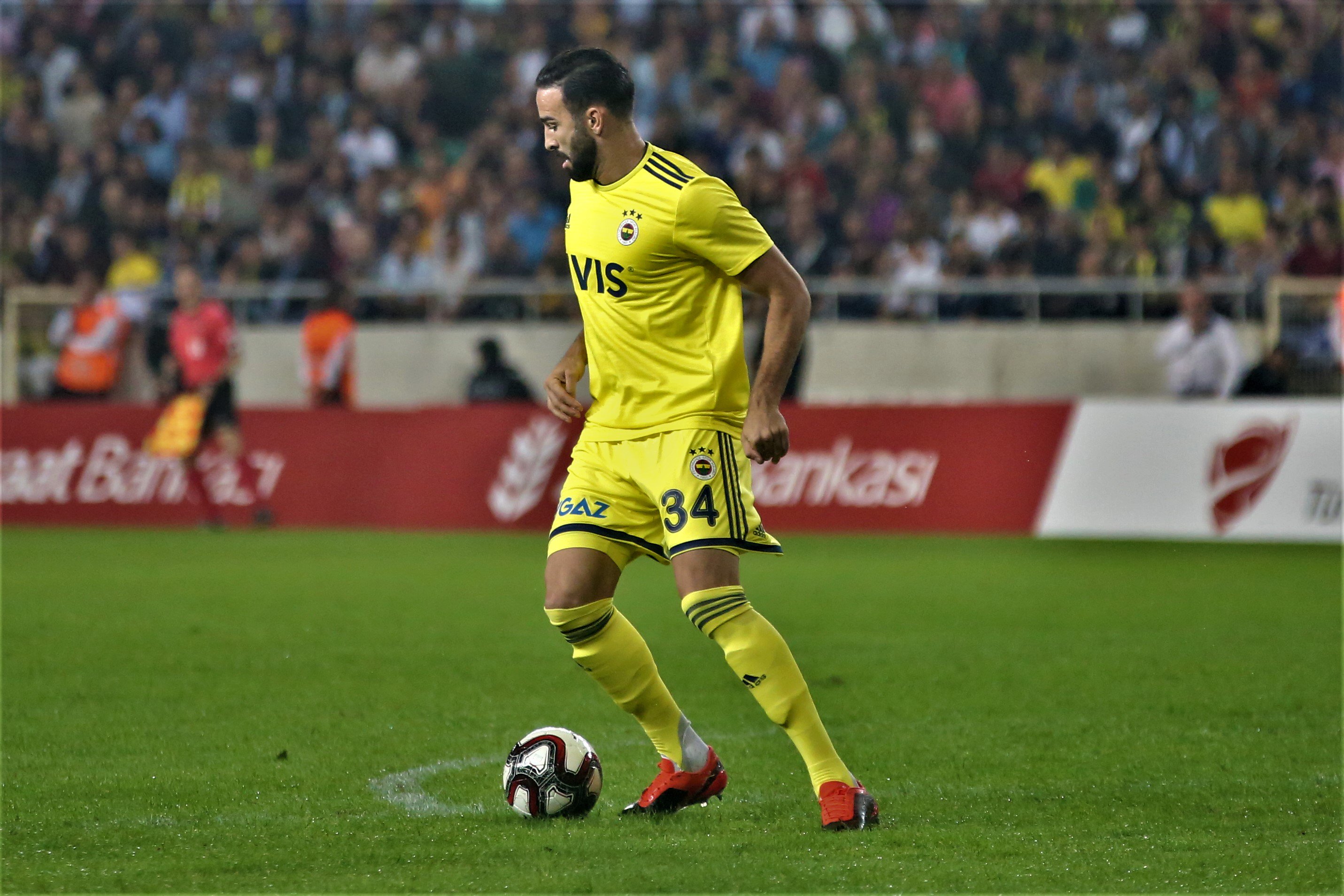 a Adil Rami 3 hafta yok