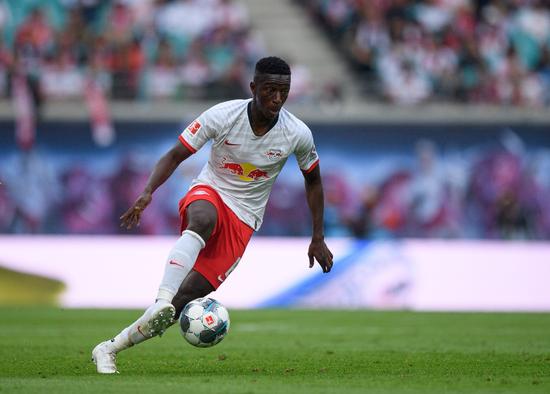 Leipzig, Mainz'e gol oldu yağdı