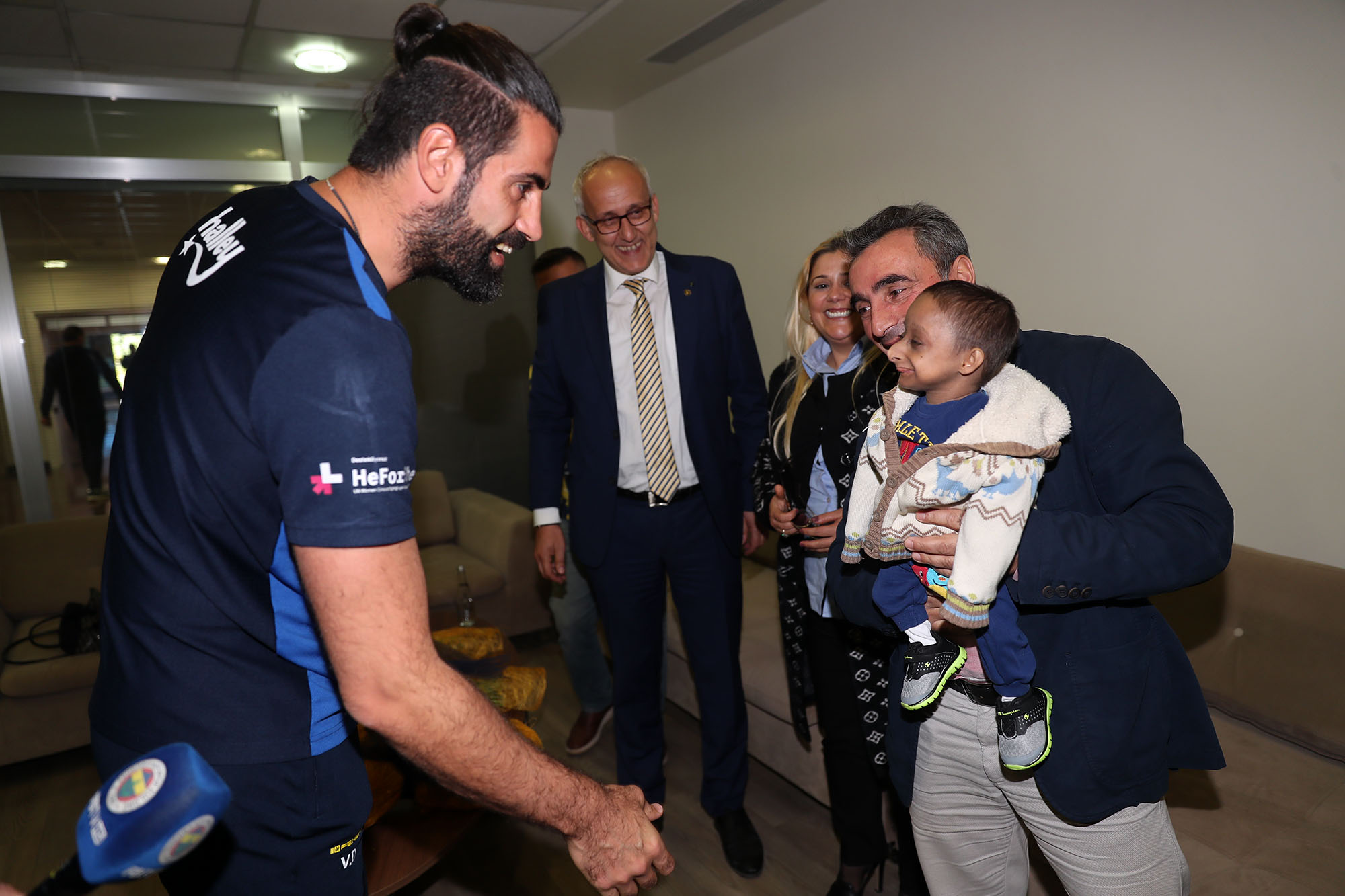 İlker Bayrak, Fenerbahçe'yi ziyaret etti