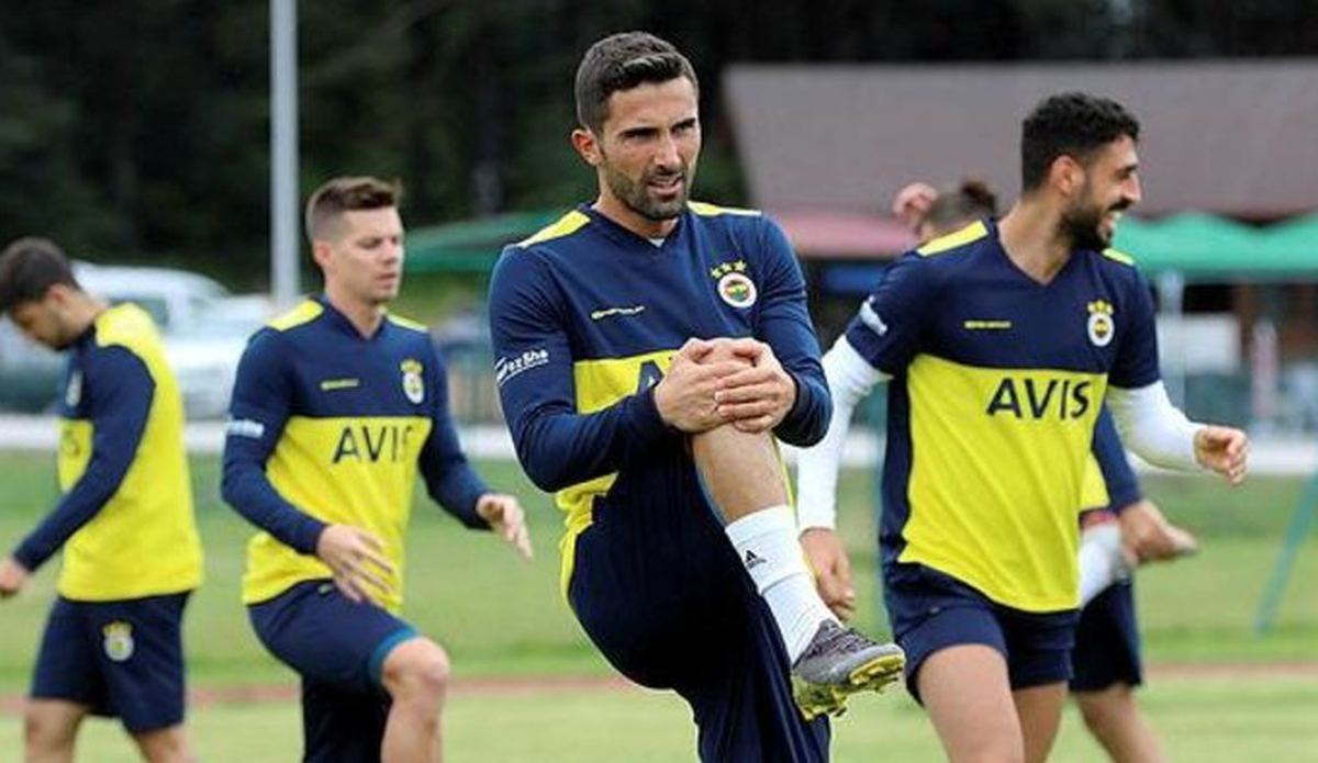 F.Bahçe, 4 futbolcunun daha sözleşmesini uzatacak